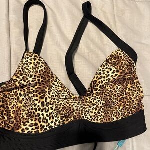 Bingo Surf Swim Top leopard cheetah print D cup with underwire. New with tags